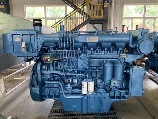 Inboard marine engine at 1350 rpm